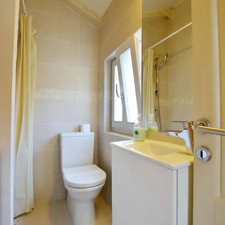 Trendy And Chic Downtown Apartment Rovinj
